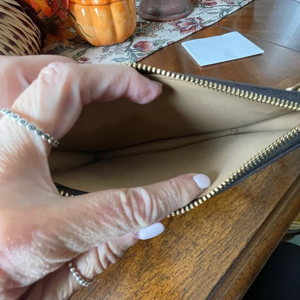 Michael Kors Fanny pack - Picture 3 of 8